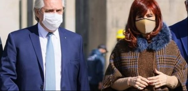 "Que se hagan cargo ellos", lo que se dice en el Instituto Patria tras la crisis por las fotos de Olivos