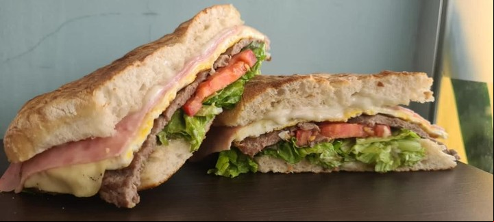 Lomito de Riccione, ganador del torneo de lomitos de la Ciudad de Córdoba.