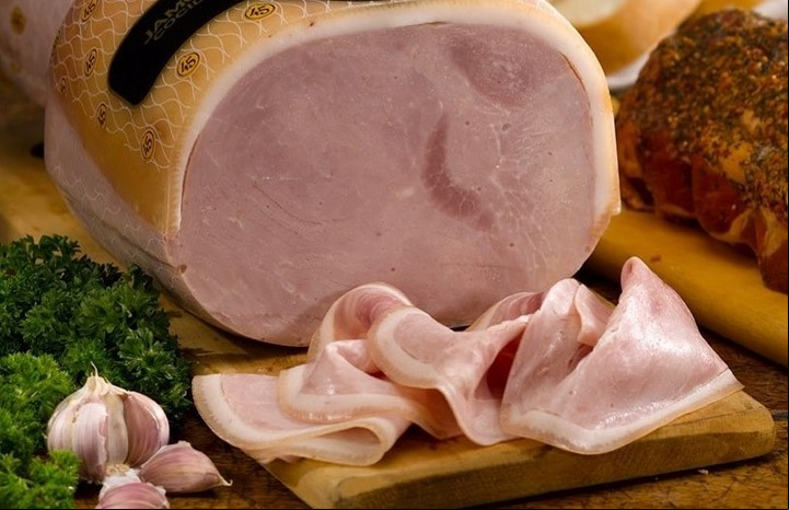 El jamón cocido curado, de calidad, aporta 70 calorías cada 100 gramos./ Foto: Sello de Oro.