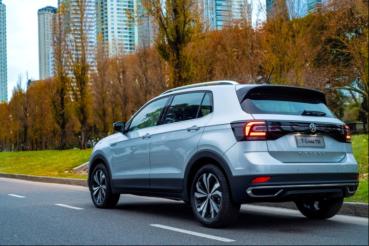 El Volkswagen T-Cross 200 TSI se ofrece en las versiones Comfortline y Highline.