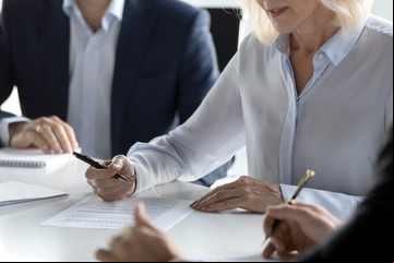 Herencias conflictivas: ¿qué pasa si uno de los hermanos no está de acuerdo con el reparto?