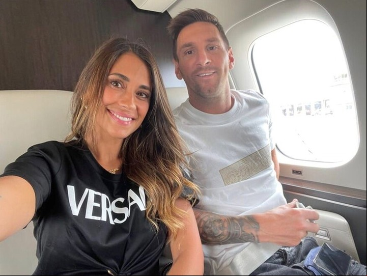 Messi y su mujer, Antonela Roccuzzo, de camino a París en Instagram/Antonelaroccuzzo/Via Reuters