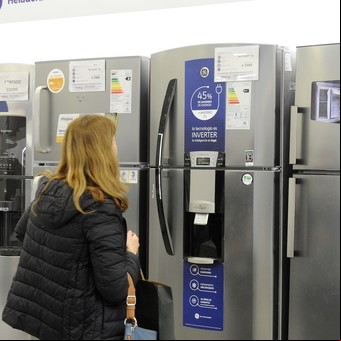 Ya venden aires, heladeras y lavarropas con Ahora 30: qué se consigue y de cuánto son las cuotas