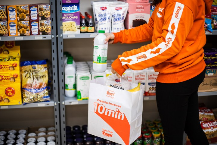 La app Rappi entrega productos de supermercado en muy pocos minutos. Foto: Archivo.