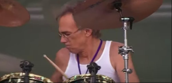 Murió Ron Bushy, el baterista del Iron Butterfly al que Ringo Starr le "robó" parte de un solo histórico