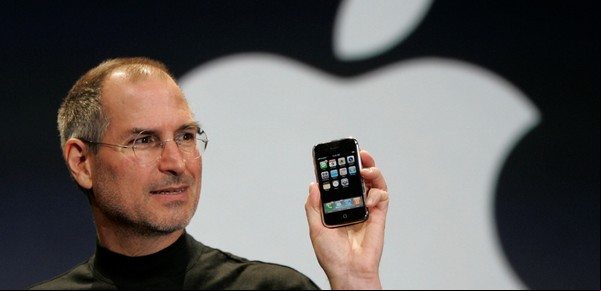 Las 3 preguntas que hay que hacerse para vivir más feliz, según Steve Jobs