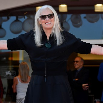 Tras una década, Jane Campion volvió al cine y comparó la aparición del #MeToo con el fin del Apartheid