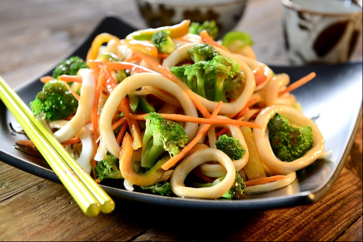 Al igual que la mediterránea, la cocina japonesa se basa en la incorporación de productos locales. Foto Shutterstock.