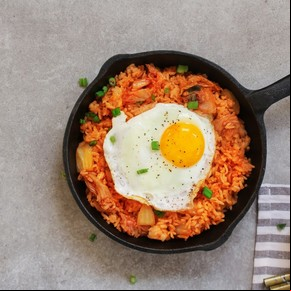 Arroz salteado con kimchi