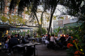 Los mejores restaurantes y bares con patio o terraza en Recoleta