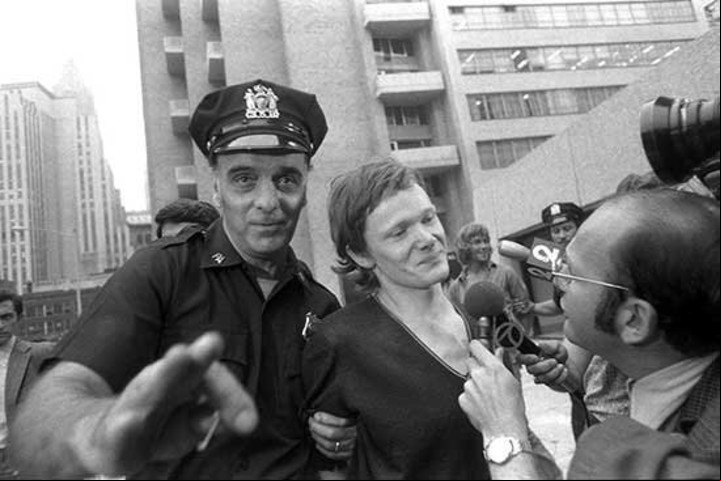 Philippe Petit fue arrestado por la Policía luego de realizar su acto.