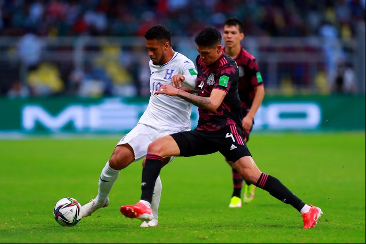 Álvarez es una de las figuras del plantel dirigido por el Tata Martino. Foto: EFE