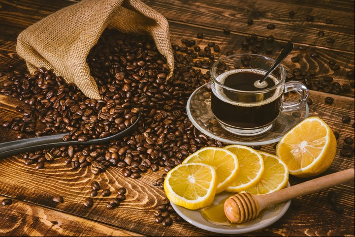 Las bondades de dos alimentos no se potencian por juntarlos, afirman las expertas. Foto Shutterstock.