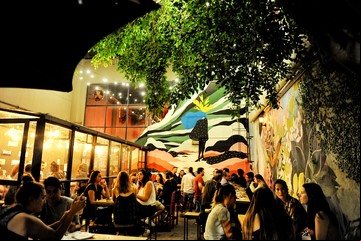 Caballito: 10 restaurantes y bares con patio o terraza para comer al aire libre
