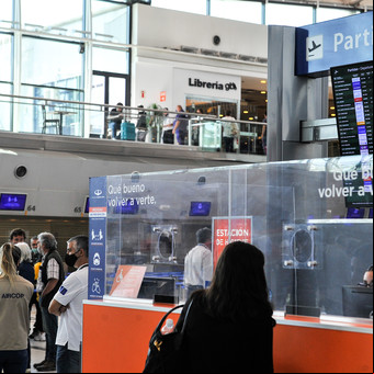 Dura reacción de las aerolíneas a la prohibición de vender pasajes en cuotas
