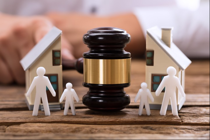 Familias ensambladas, una tendencia de época. Foto ilustración Shutterstock.