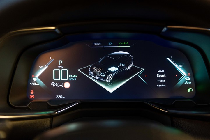 El tablero del DS 7 Crossback E-Tense es digital y ofrece varias opciones de vistas.