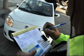 Multas de tránsito: las 4 formas legales de evitar el pago total de una infracción