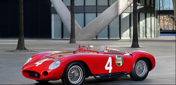 Venden la emblemática Maserati que Fangio llevó a grandes victorias en el final de su carrera