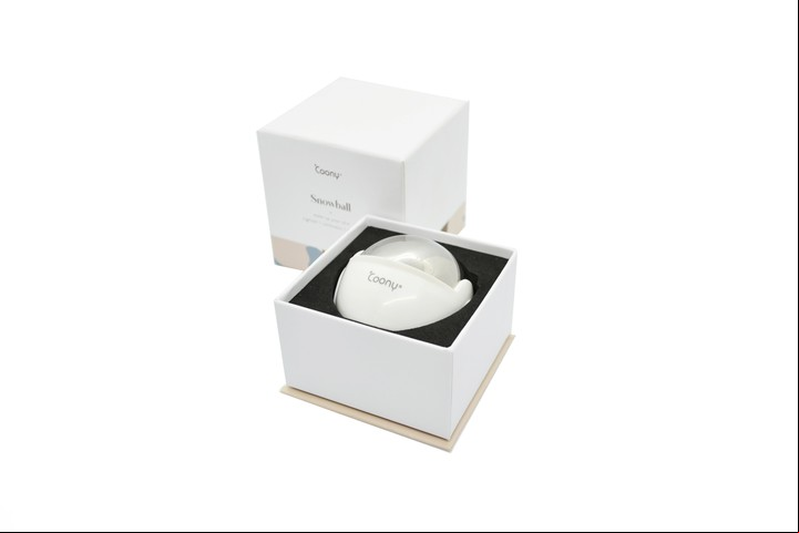 Esfera de acero inoxidable quirúrgico, tiene efectos drenantes, descongestivos y reafirmantes (Coony).