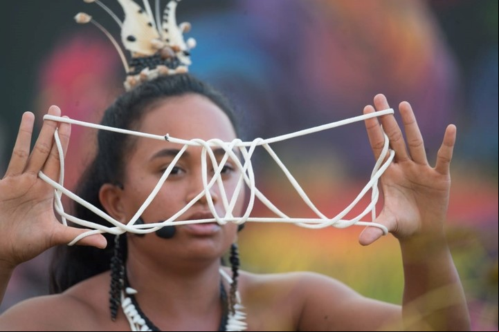 El barbijo será siendo obligatorio en la Isla de Pascua. Foto EFE