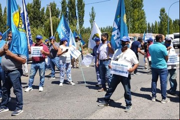 El Gobierno se mete en una interna gremial y le "pisa" $ 5.000 millones a la UATRE