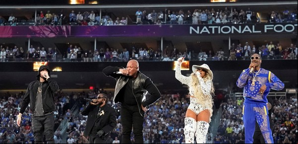 ¿Cuánto cobraron Snoop Dogg, Eminem y el resto de los artistas del Super Bowl?