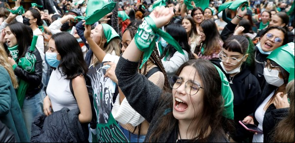 Colombia: la despenalización del aborto divide aun más a una sociedad polarizada
