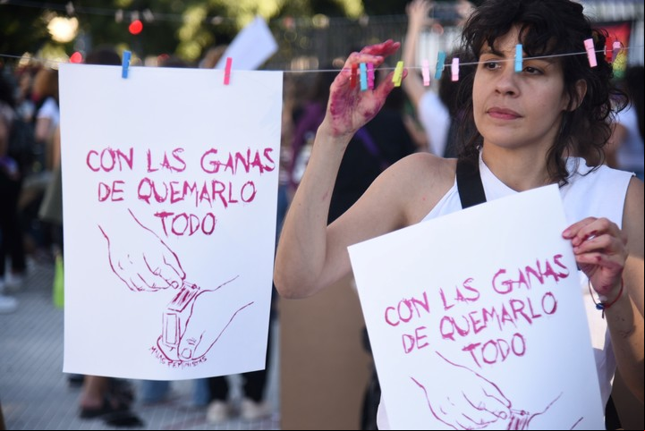 La Defensoría del Pueblo de la Ciudad montó una muestra artística interactiva por el 8M.