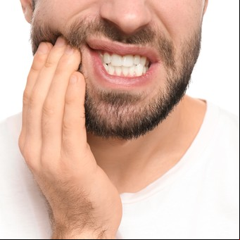 El caso de María Valenzuela: ¿los implantes dentales pueden causar dolor?