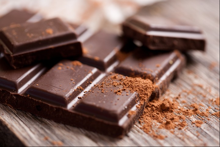 Cuál es la relación entre comer chocolate y la migraña. Foto Shutterstock.