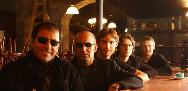 "Pongamos mil dólares cada uno": a 20 años del estreno de Los simuladores, cómo se creó el ciclo que batalló contra el corralito