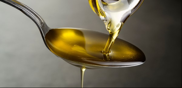 La ANMAT prohibió la elaboración y venta de un aceite de oliva por considerarlo “ilegal”