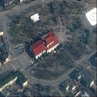 Guerra Rusia-Ucrania: la advertencia sobre la presencia de niños que ignoró Moscú al bombardear el teatro