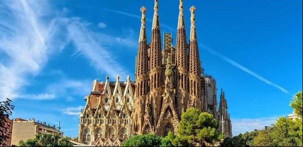 La mujer que hizo posible la fachada de la Sagrada Familia