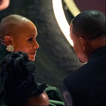 La vida de Jada Pinkett, esposa de Will Smith: éxito, poliamor, adicciones y alopecia