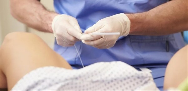 Quiso quedar embarazada con semen de su esposo fallecido pero la Corte se lo negó