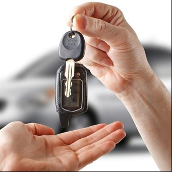 Comprar un auto usado: los 5 chequeos básicos para evitar estafas y trampas comunes