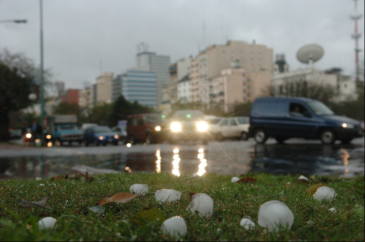 Hace 16 años una grave granizada provocó estragos en Buenos Aires. Foto: Archivo.