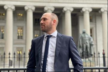 Déficit fiscal: en marzo registró una pausa, pero los subsidios a la energía crecieron 350%