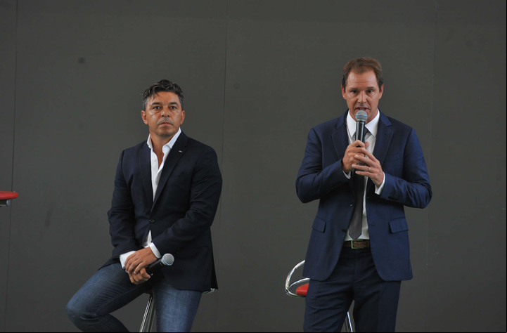 Gallardo y Brito en la presentación de los refuerzos. (Guillermo Rodríguez Adami)