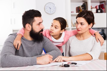 Cómo proteger a los hijos del dolor del divorcio: estrategias clave para padres 