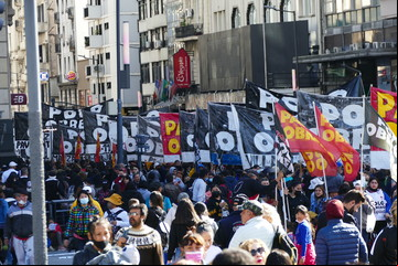 La Izquierda celebró en Plaza de Mayo y apuntó a los K: "Son responsables del fracaso de este Gobierno y del ajuste"