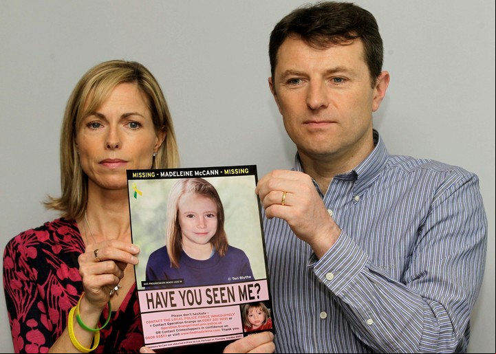 Julia Wendell dice tener un parecido físico y gestual con Kate y Gerry McCann, los padres de Maddie. Foto: AP