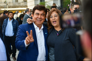 Con una foto de unidad en medio de la interna, Fernando Espinoza asumió en la Federación de Municipios y busca protagonismo: "Llegó la hora de los intendentes"