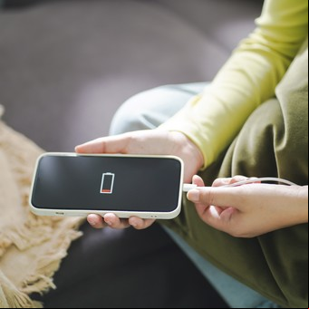 Baterías de carga ultra rápida: cuáles son los 5 celulares que baten los récords de velocidad y su precio