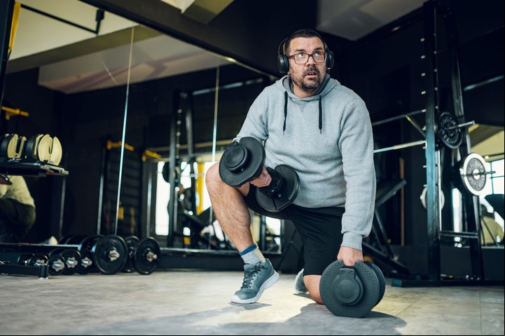 Actividad física. Fortalecimiento muscular. Foto Shutterstock.