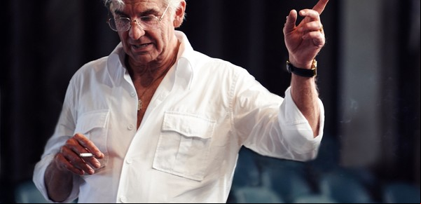 La increíble caracterización de Bradley Cooper como Leonard Bernstein