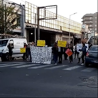 Crece la polémica en Morón: "Es un delirio suspender a un opositor por investigar la droga en las escuelas"