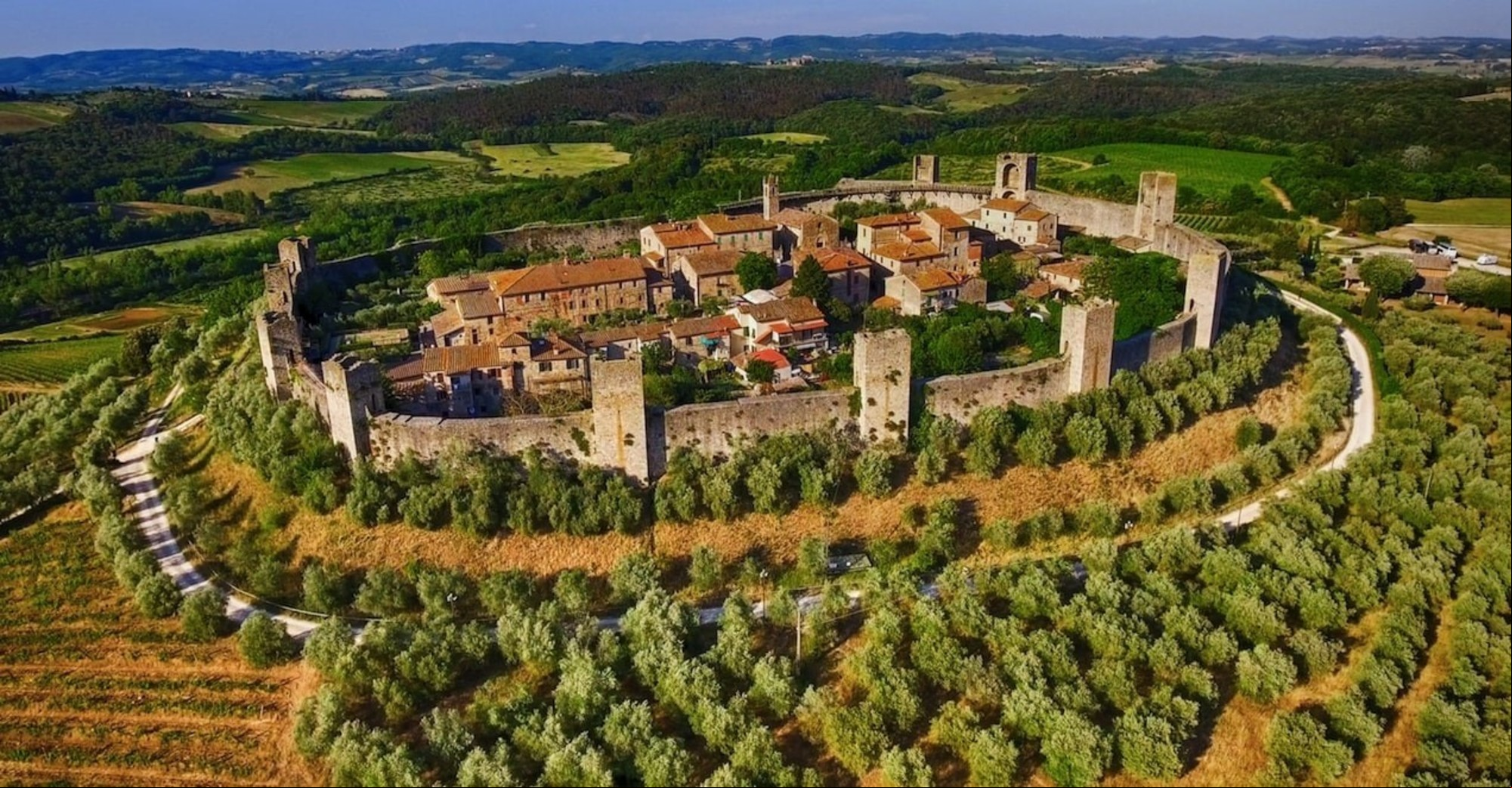 Monteriggioni, un pequeño pueblo medieval de la Toscana. Foto: Shutterstock.